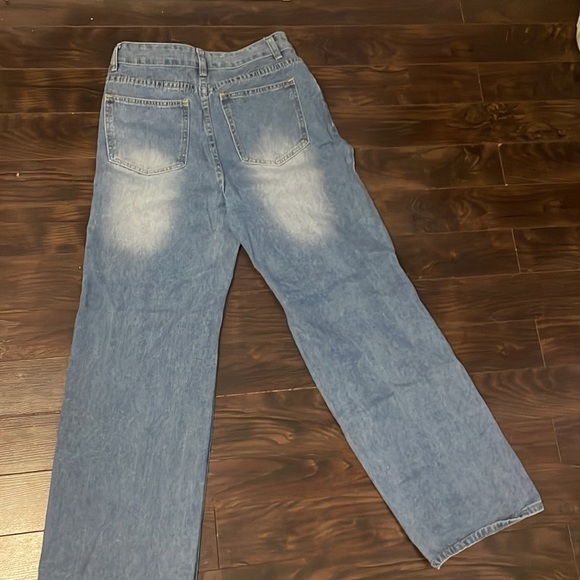 Jeans - Picture 2 of 2